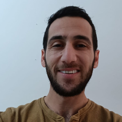 מנדי מקלחונים